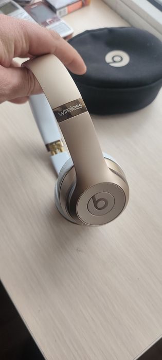 Beats solo3 оригинал в идеале