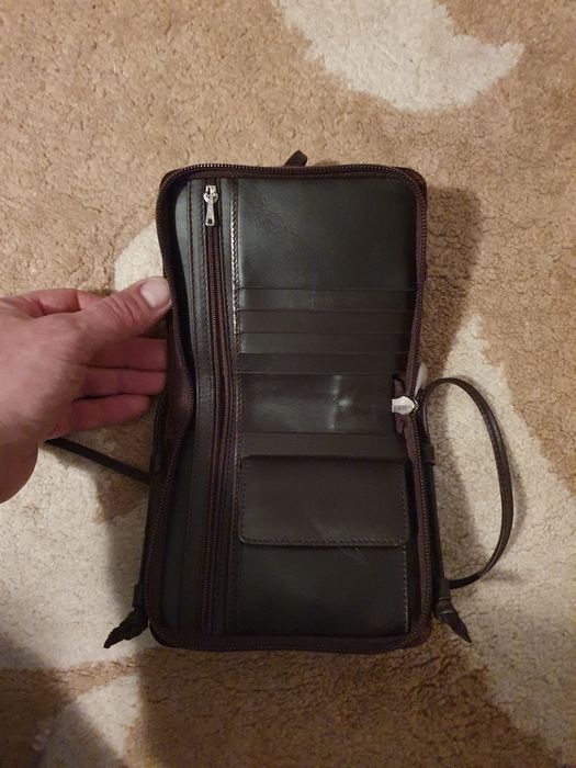 Poşetă Gentuță modernă din piele întoarsă Import Germania