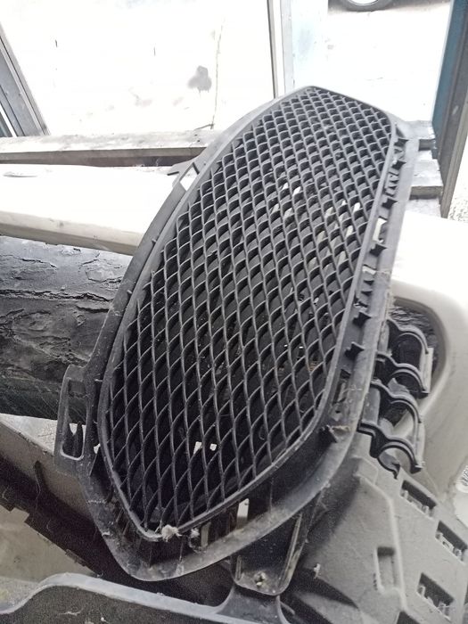 Задни брони емблеми мерцедес