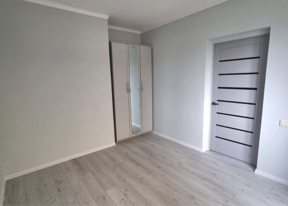 Ремонт квартир, левкас