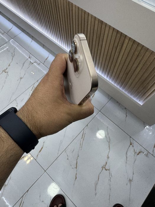 Iphone 16 pro Yesm+Yesm LLA