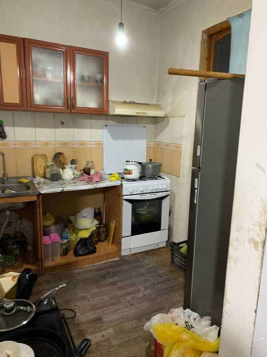 Здаецая  2 комнатная квартира массив куйлук 1