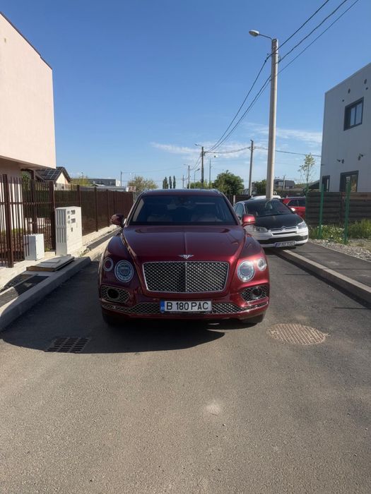 BENTLEY Bentayga 0 — imagine 3