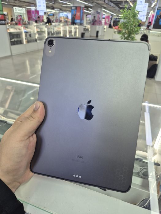 Срочно iPad pro 1 поколение