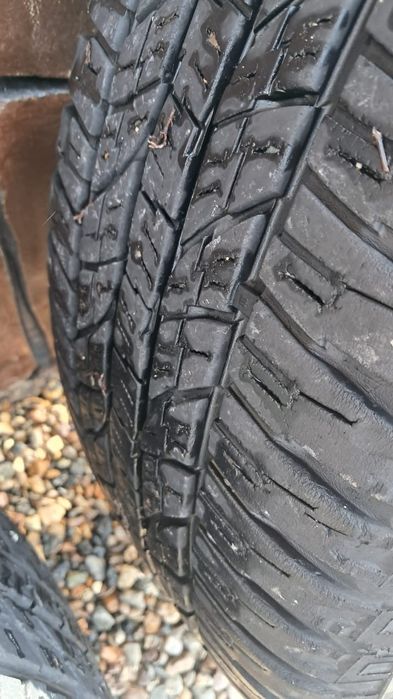 Продам диски с шинами R18