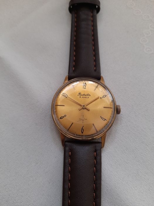 Ceas Raketa funcțional