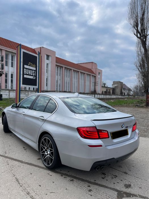 Dezmembrez bmw f10 M Paket 2013 520d automat Smg