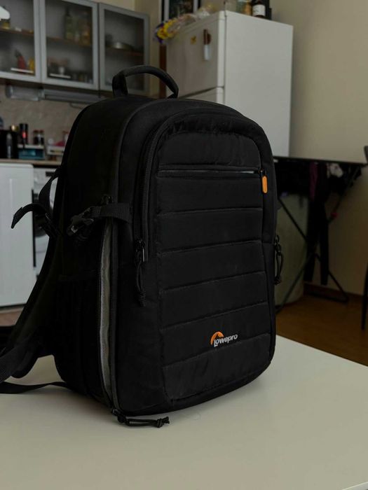 Фото раница Lowepro