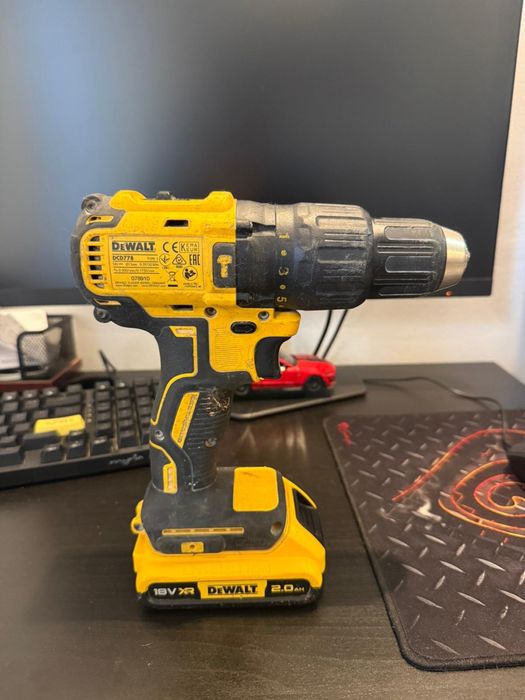 Filetanta DeWalt DCD778 cu acumulator 18V 2Ah