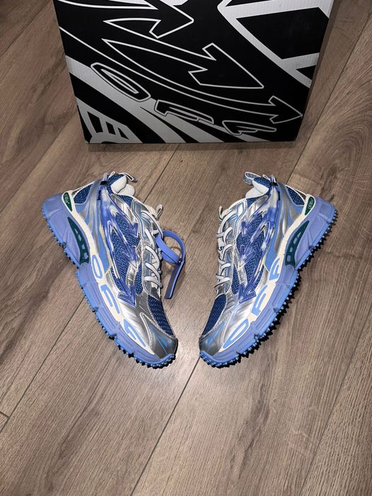 Off White Be Right Back