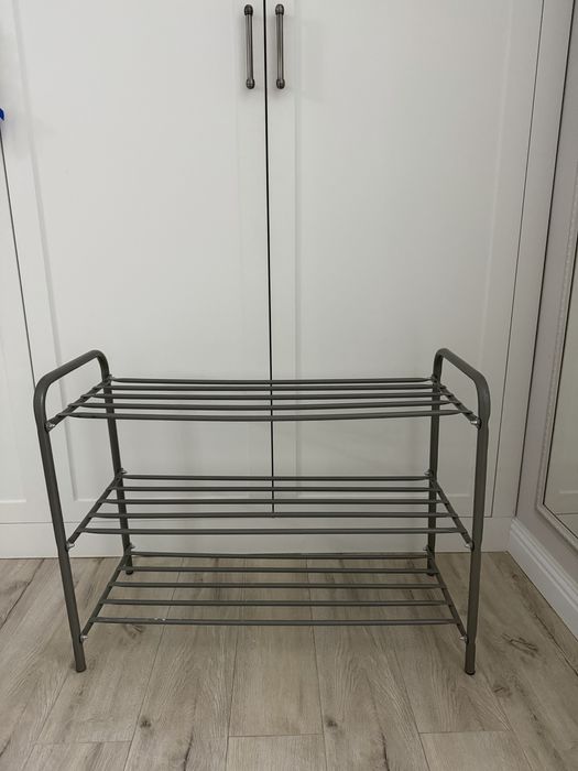 Продам обувницу …………………………………….