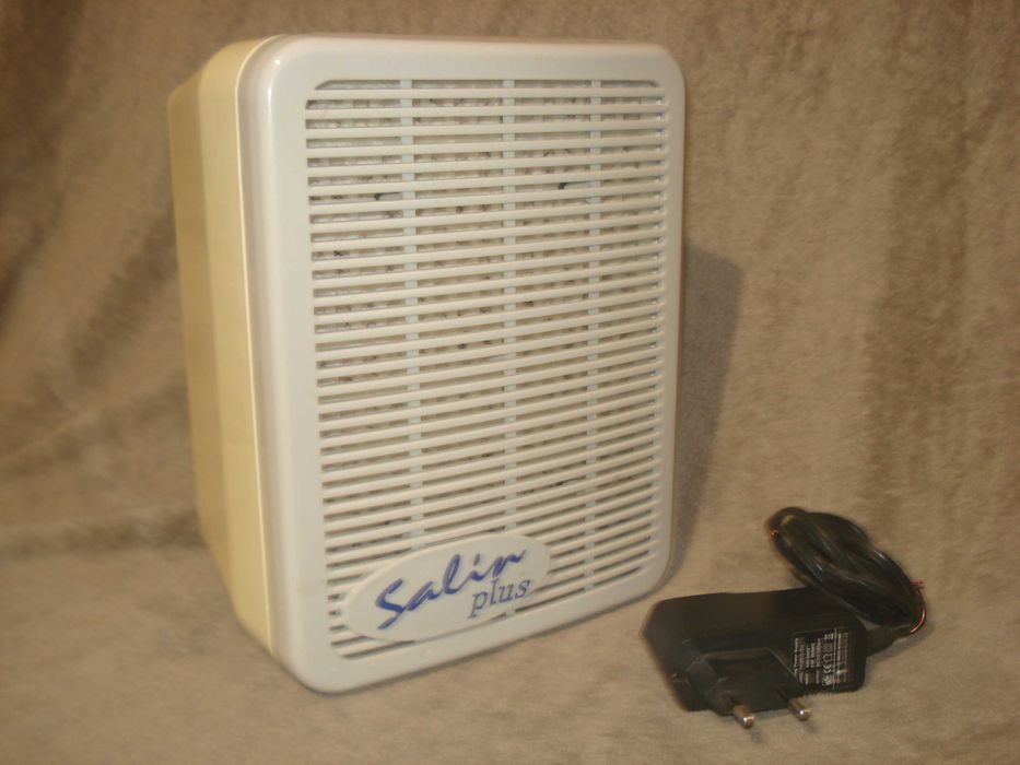 Purificator cu sare pentru casă Salin Plus alimentat 220/9 Volti