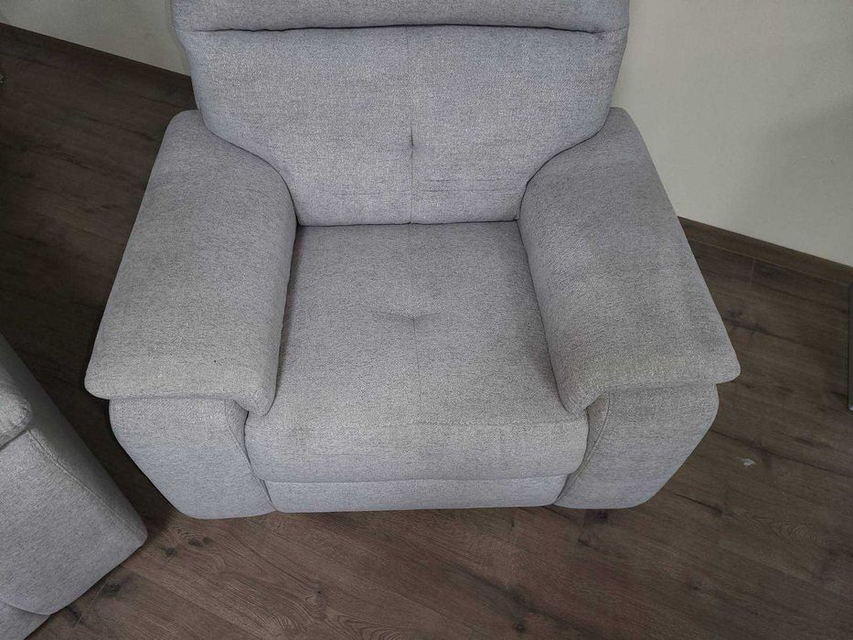 Италиански сив комплект от плат диван тройка и два фотьойла
