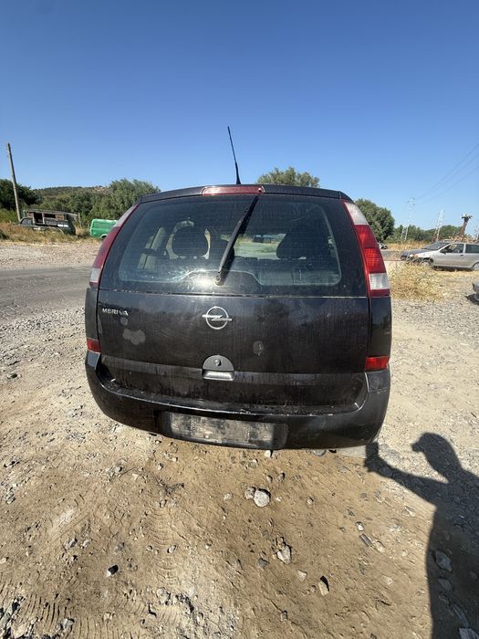 Опел мерива 1.7 дизел  на части