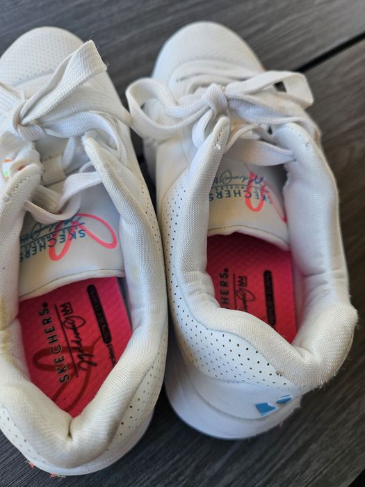 Маратонки,оригинални