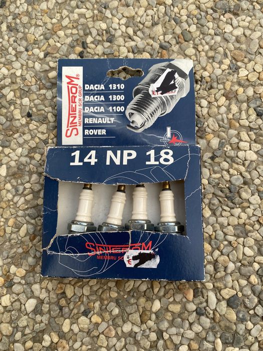 Kit set bujii motor Dacia 1100 1300 1310 papuc nova Sinterom
