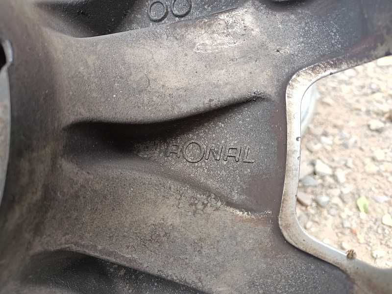 Продам оригинальные  диски на Mercedes