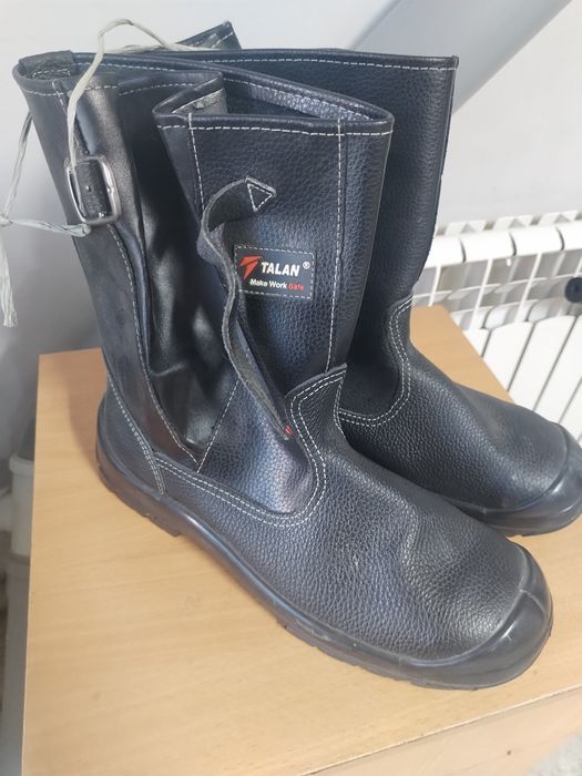 Продам Сапоги рабочие