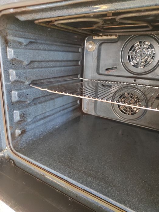 Фурна за вграждане Samsung, много запазена