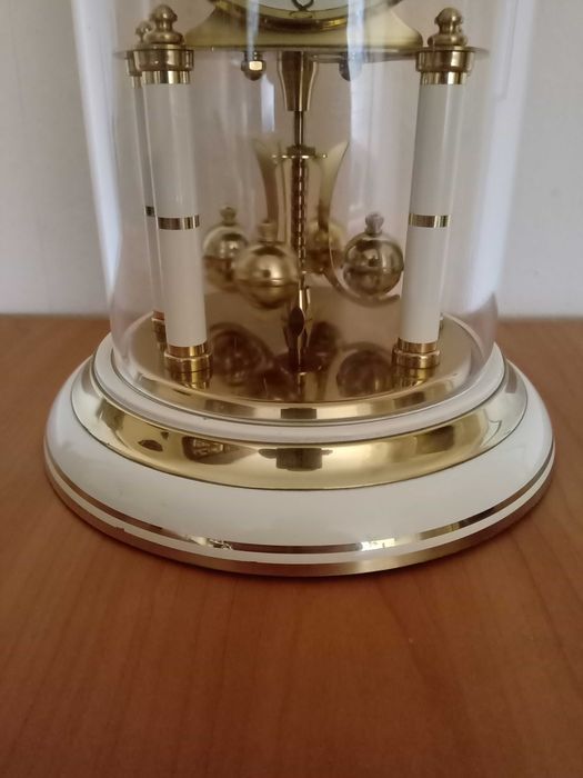 Настолен часовник с колба SCHATZ