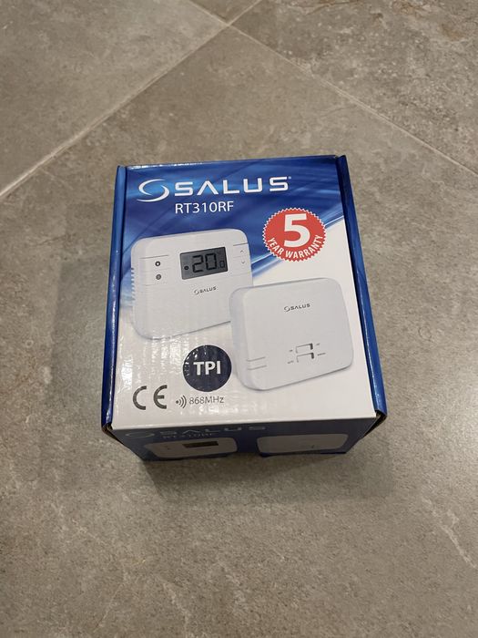 Стаен термостат Sallus RT310RF