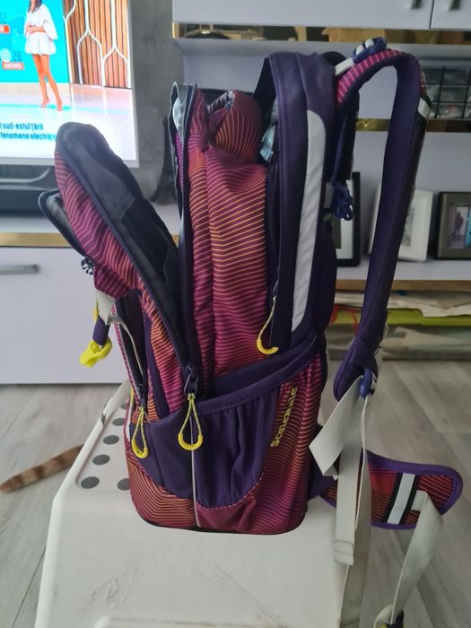 Ghiozdanul școlar Coocazoo ergonomic .Stare impecabila.