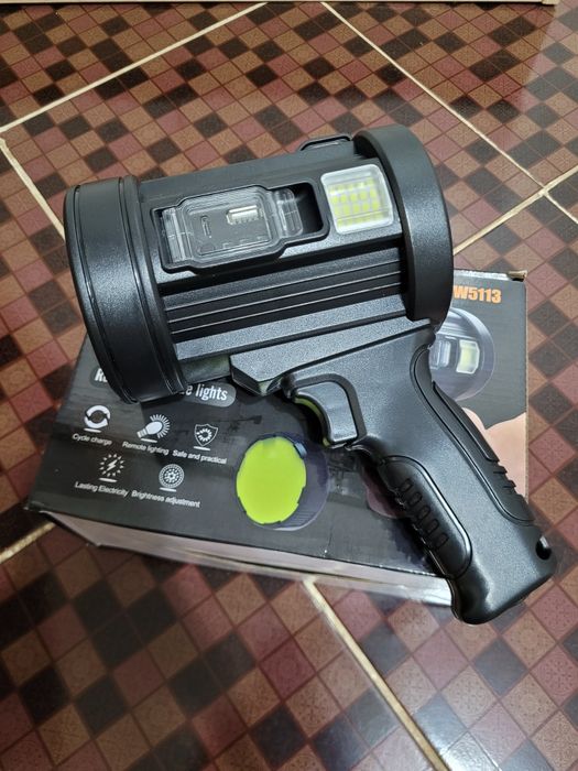 Фонарик / фонарь