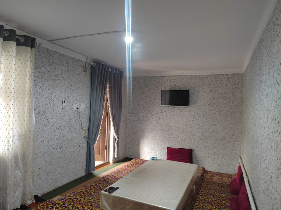 Sirdaryo shaxrida uy sotladi