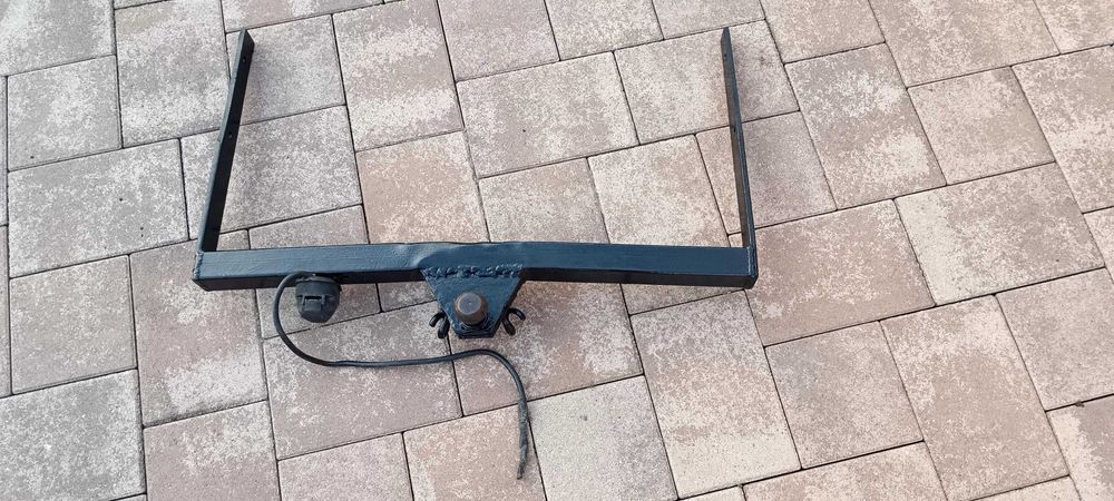 Vand cui de remorca/ cârlig de remorca universal