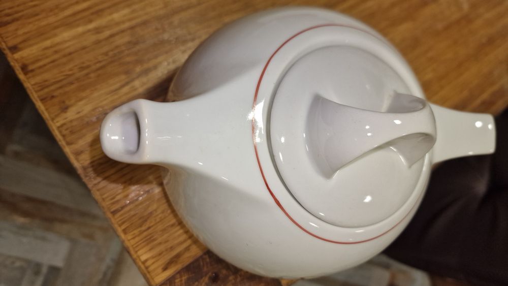 Порцеланови чайници