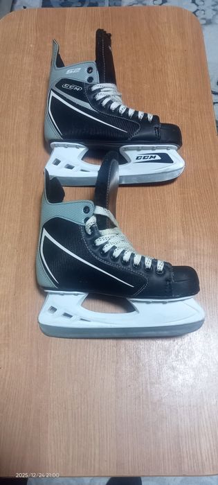 Коньки хоккейные CCM