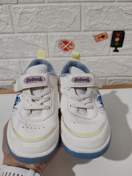 Pantofi sport/sneakers/adidași Zara, m 27, unisex