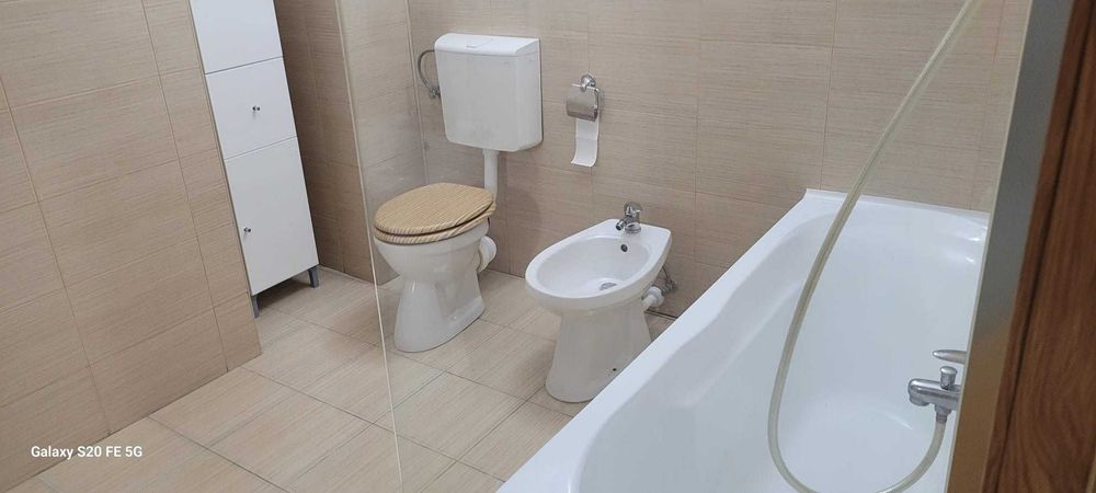 Inchiriez Garsoniera