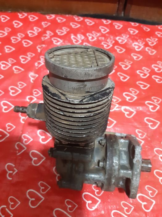 Продаю компрессор вертолетный