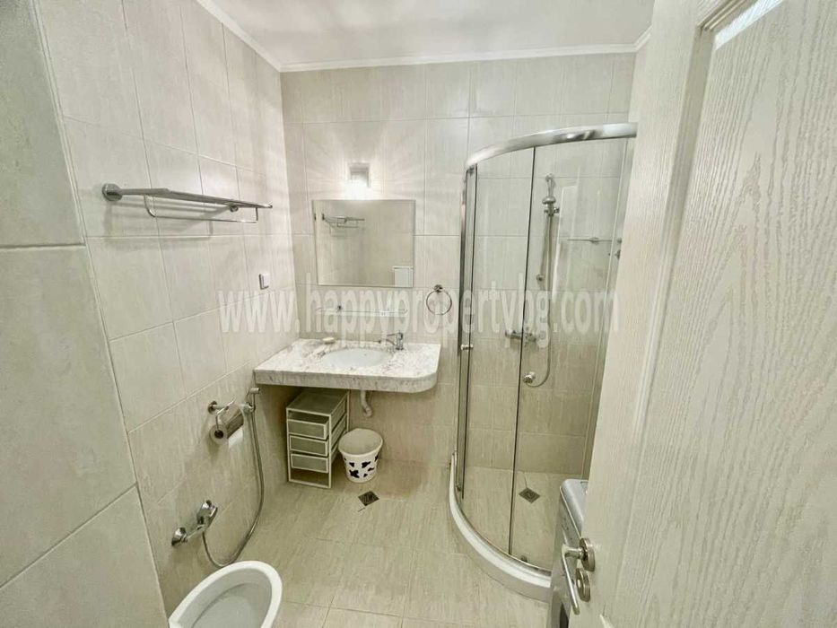 Продава се Двустаен апартамент в к.к. Слънчев бряг - 55 кв.м за 1271 €/кв.м - Снимка #8