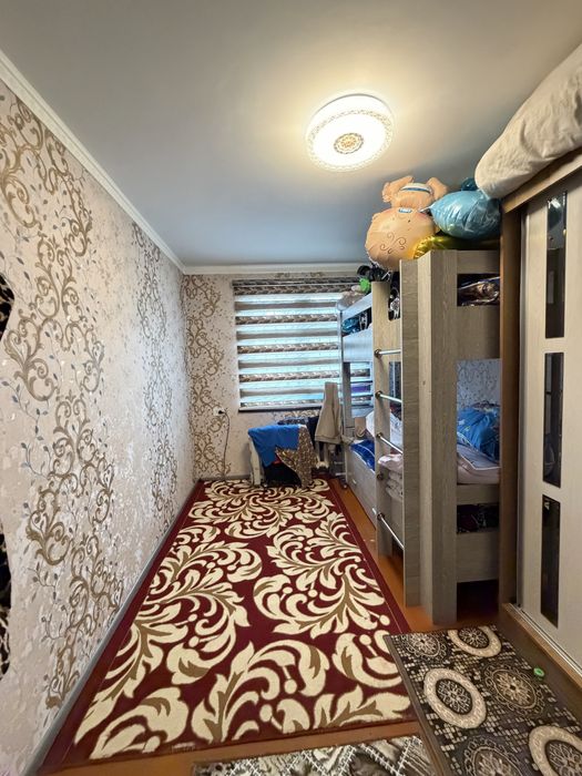 Olmaliqda 3xonali kvartira sotiladi!