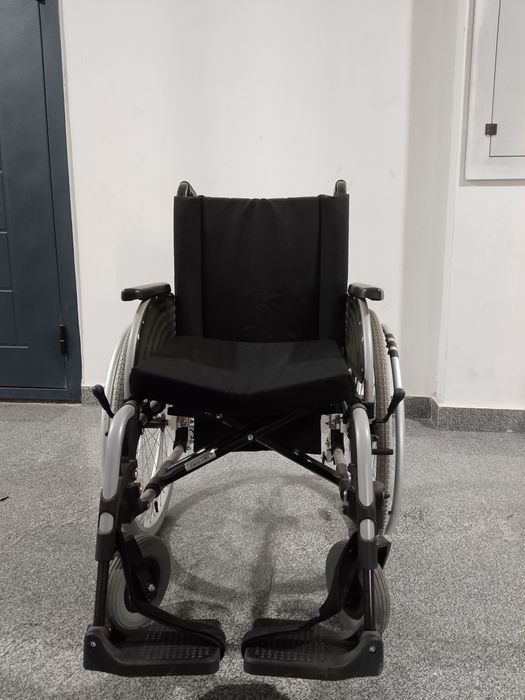 Ottobock nogironlik aravasi sotiladi yangi holatda yumshoq orindiqlik