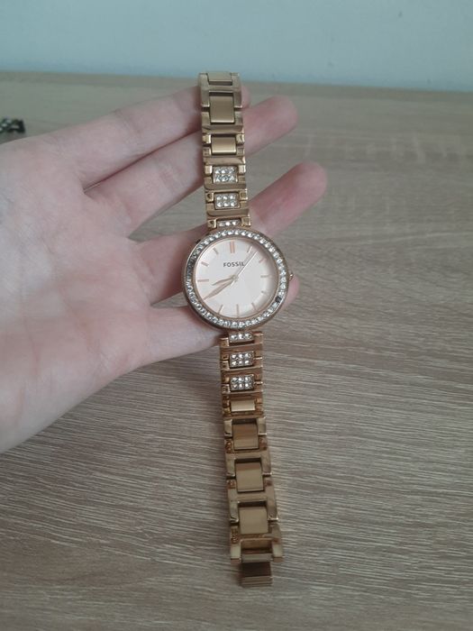 Ceas Damă Fossil BQ3181 Rose Gold cu Cristale – Elegant
