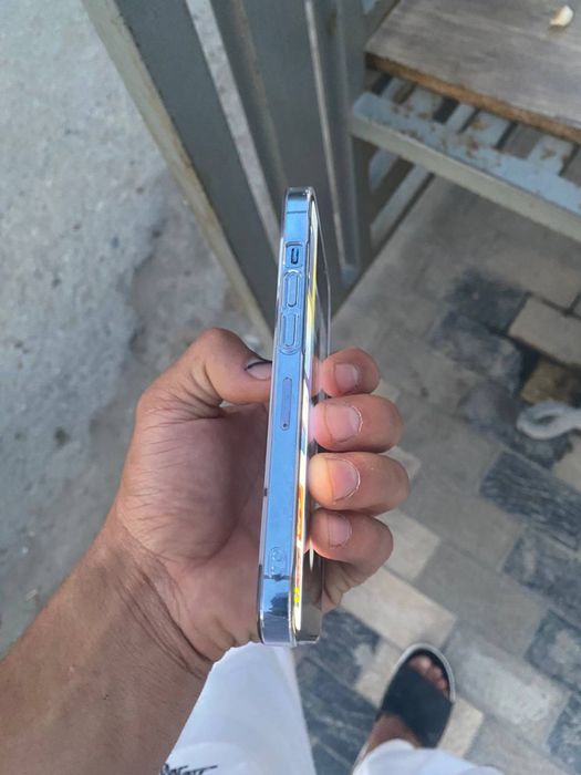 Ayfon 13 pro sotiladi karobka dakment 256 gb 92%