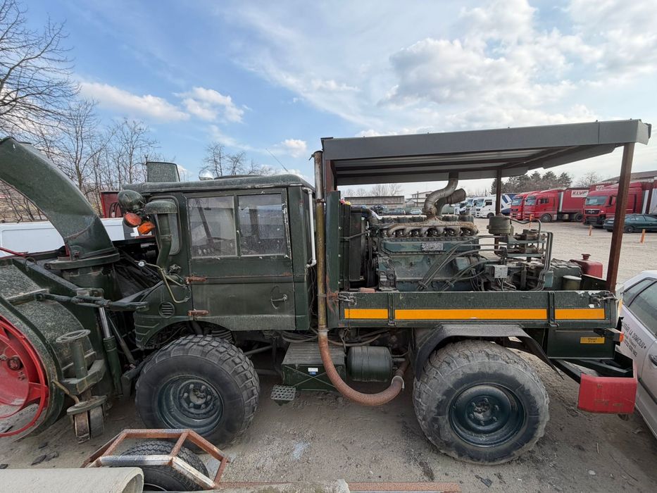Vand autofreză de zăpadă UNIMOG 406