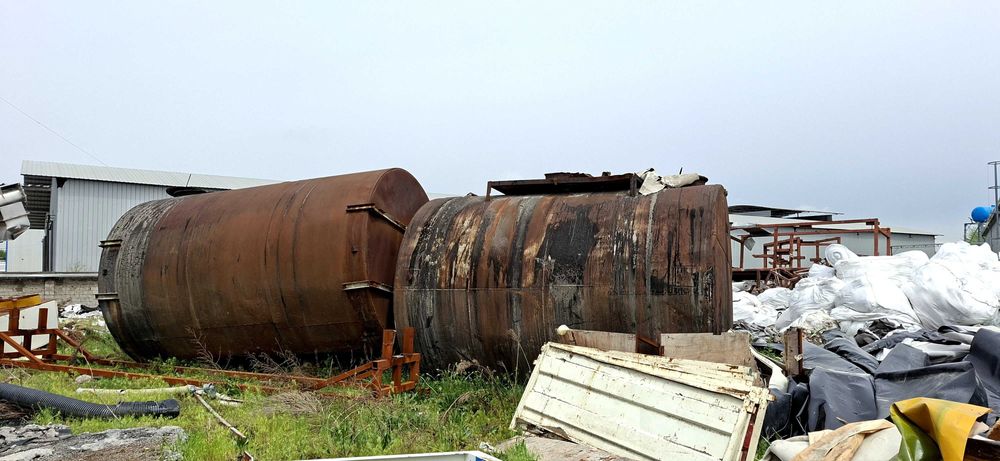 Ёмкость 20 и 25 кубов