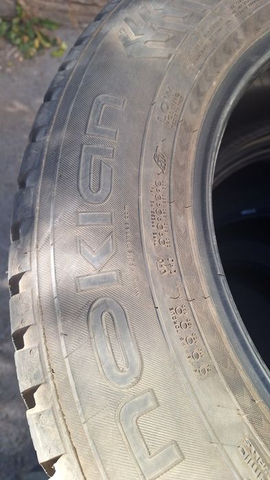 Продам зимние шины