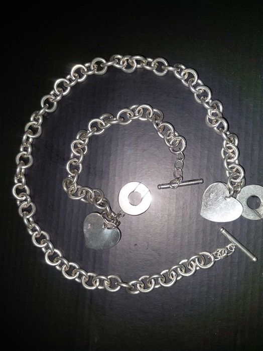 Супер изгодно! Комплект посребрени колие и гривна дамски.