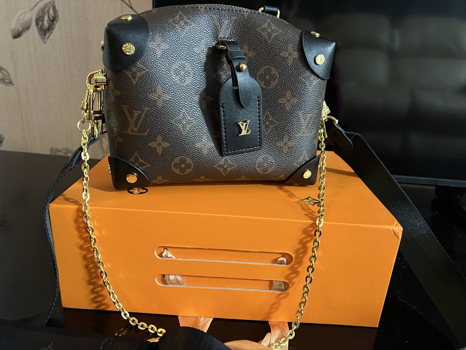 Geanta Louis Vuitton nepurtata