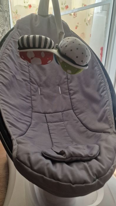 4moms Electric Relax pentru Bebeluși MamaRoo 5.0 cu Muzică
