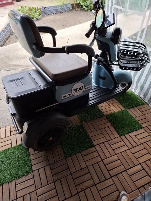 Triciclu electric