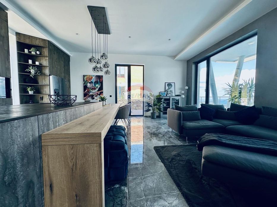 Продава се Къща в Балчик - 335 кв.м за 1612 €/кв.м - Снимка #4