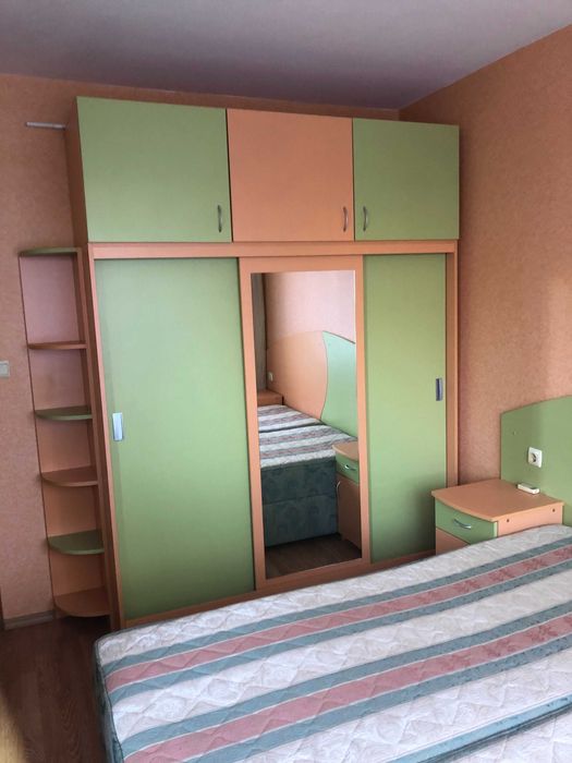 Дава се под наем Двустаен апартамент в Бургас, Славейков - 61 кв.м за 127.5 € - Снимка #1