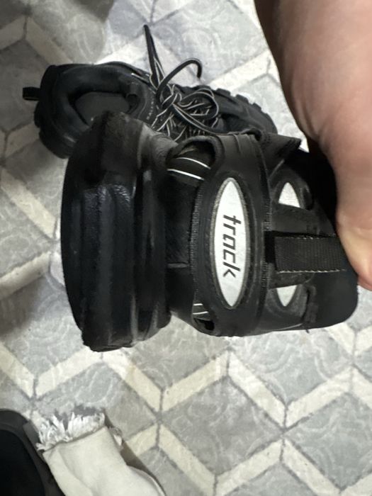 Balenciaga track