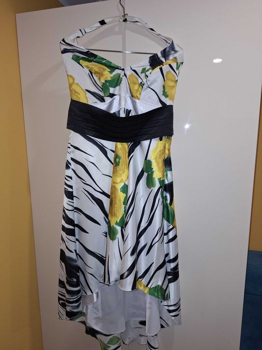 Rochie eleganta de seara cu trena